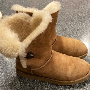 Ugg Bailey Button Boots Size 8